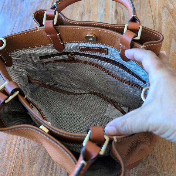 Dooney & Bourke Pebble Grain Leather Brenna Satchel Handbag Pouch Keychain NWOT - Picture 4 of 10